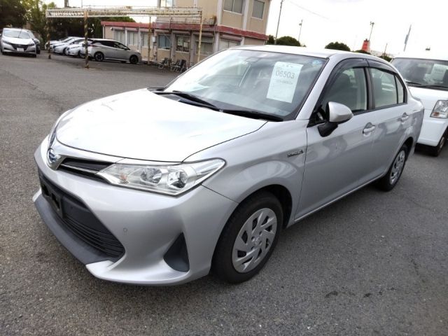 6503 Toyota Corolla axio NKE165 2018 г. (LUM Kobe Nyusatsu)